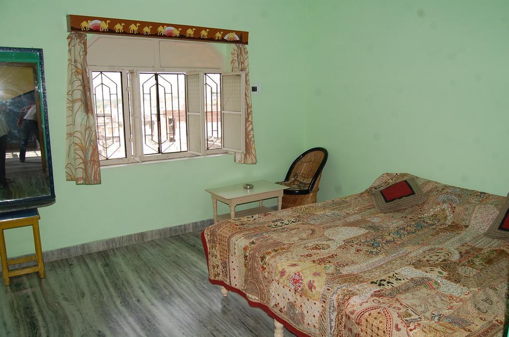 Hotel Everest Puskár Kültér fotó